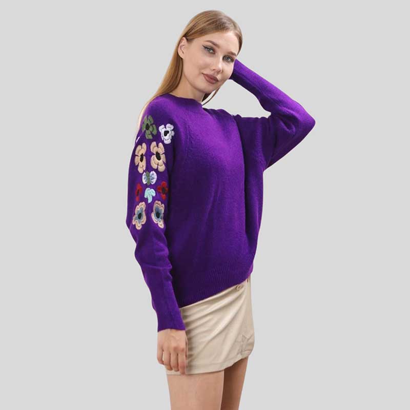 EMB SLV SWEATSHIRT