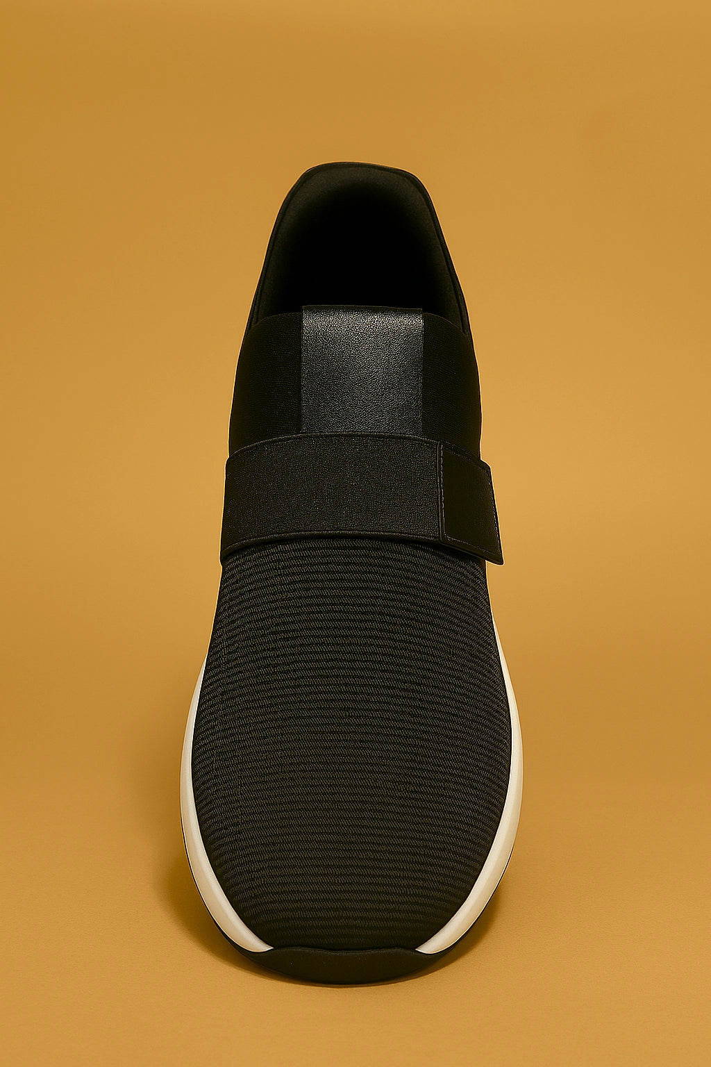 CASUAL SHOES