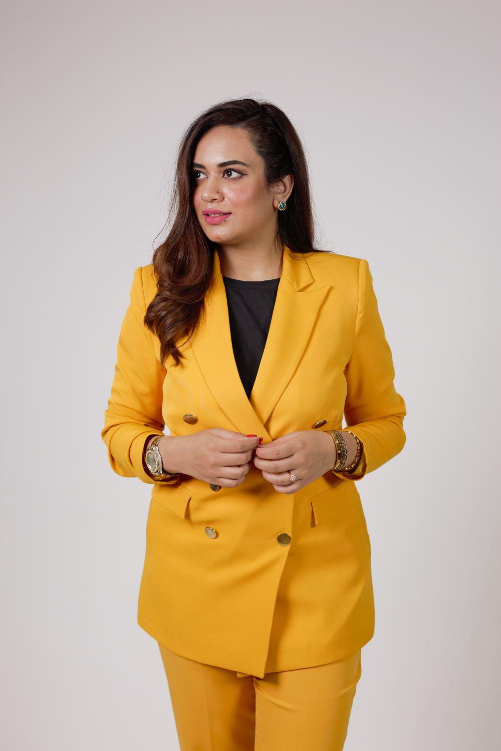PREMIUM BUSINESS ATTIRE