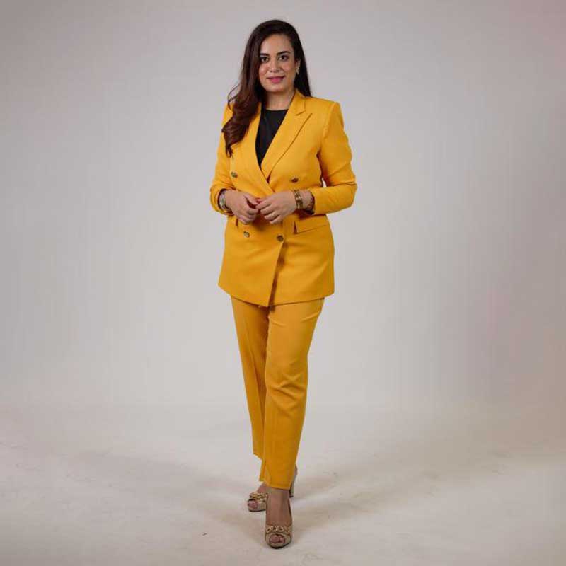 PREMIUM BUSINESS ATTIRE