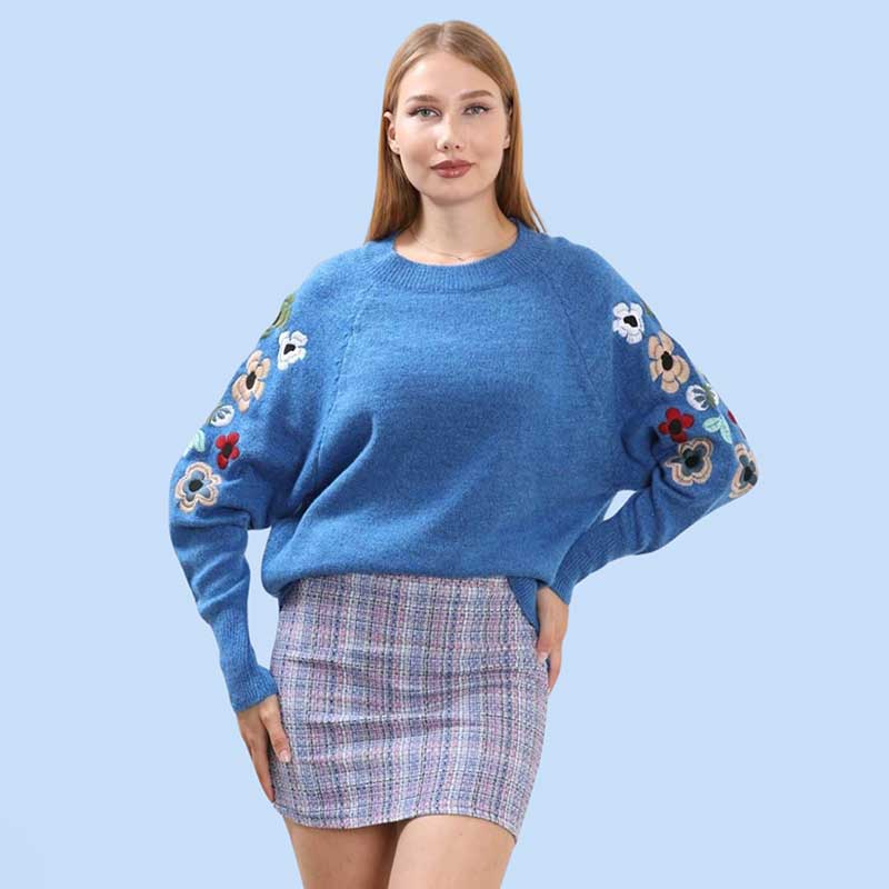 EMB SLV SWEATSHIRT