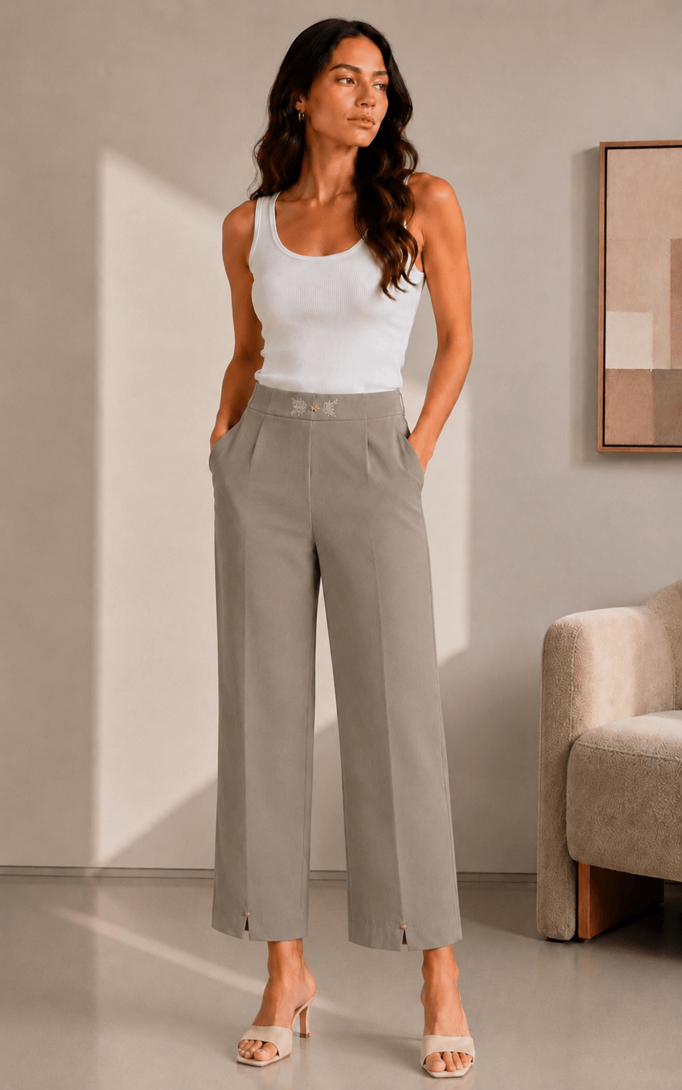 LADIES PANT STR EMB FLO