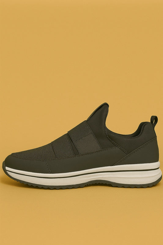 CASUAL SHOES