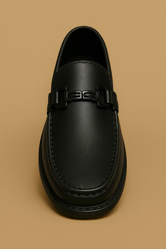 CASUAL SHOES