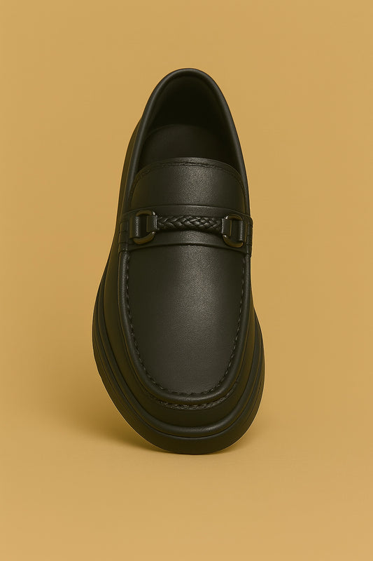 CASUAL SHOES