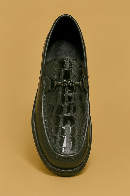 CASUAL SHOES