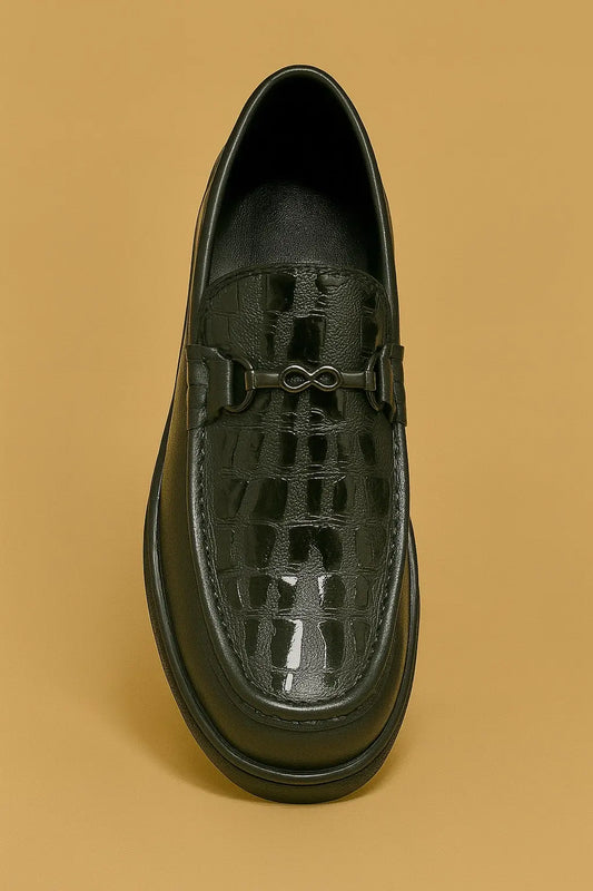 CASUAL SHOES