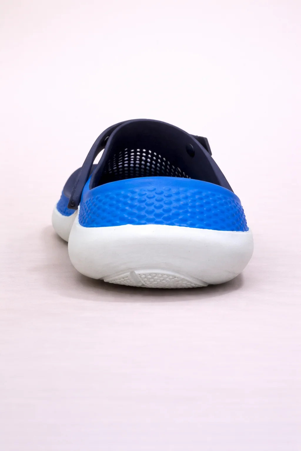 CROCS SNUG FIT