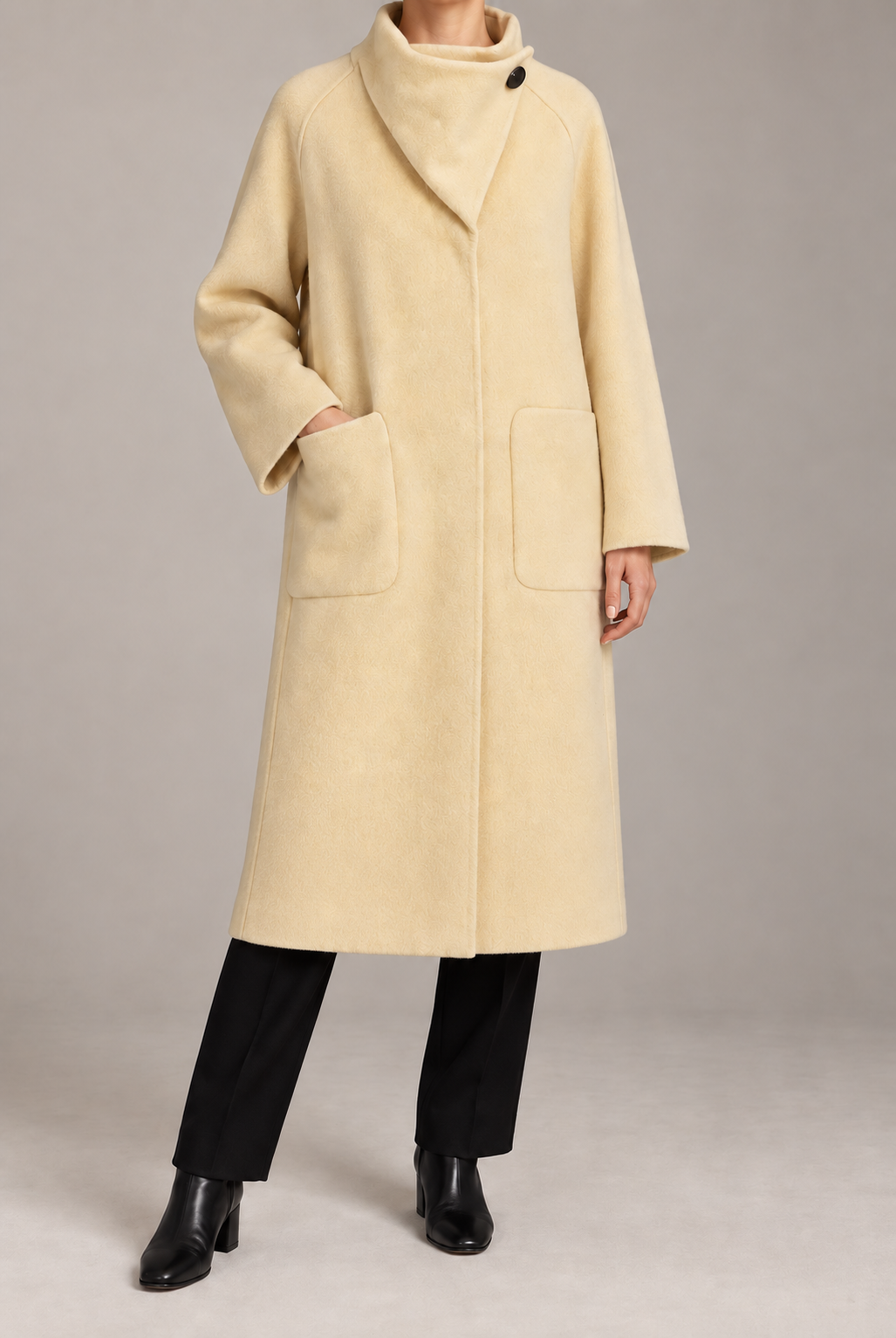WOOLEN LONG COAT