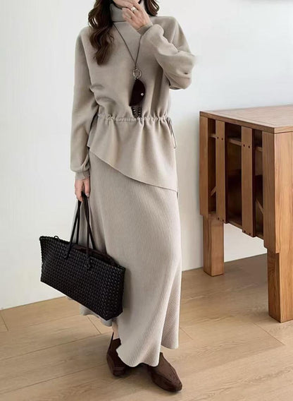 SKIRT SUIT