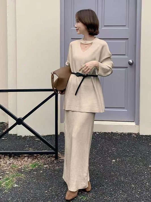 WOOLEN SKIRT W SHIRT
