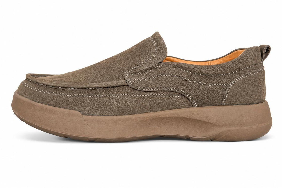 CAISUAL SHOES 520