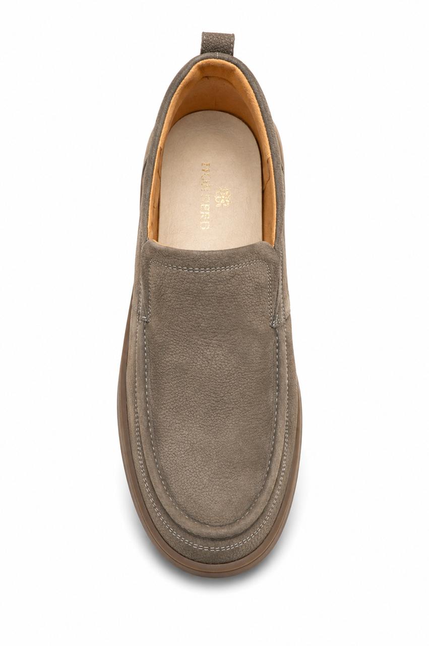 CAISUAL SHOES 520